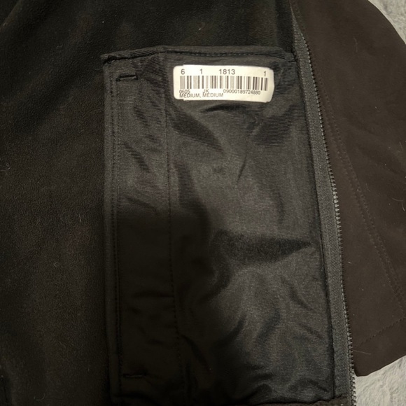 Black zip up jacket - Picture 6 of 6